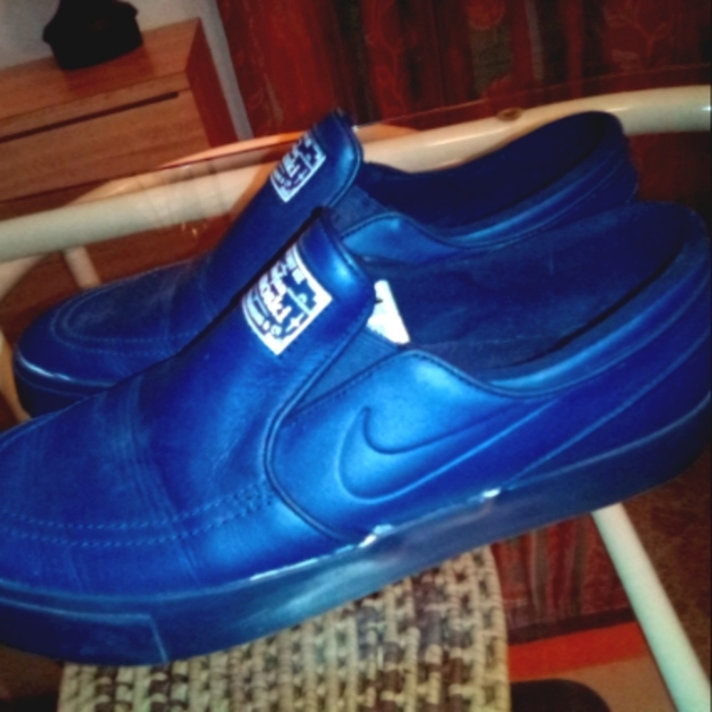 NIKE SB ZOOM AIR Stefan Janoski Men's Size 9.5 NAVY BLUE